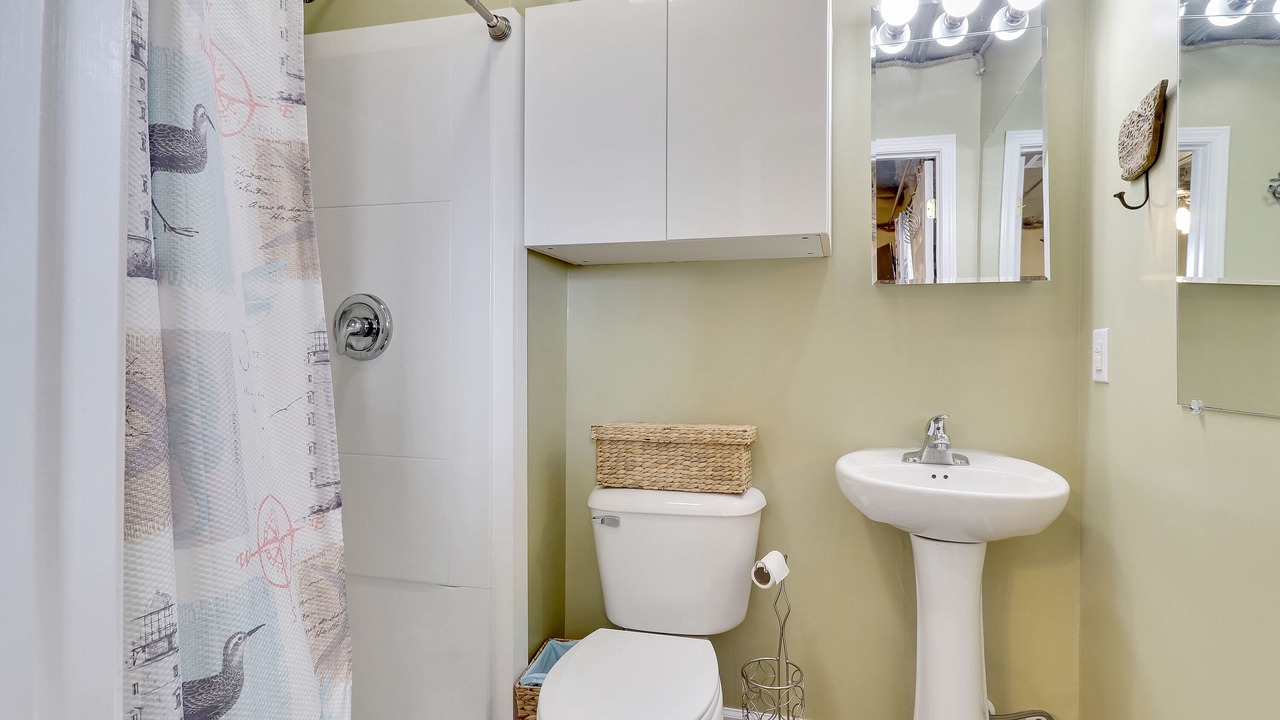 Photo of Bathroom in Varnamtown