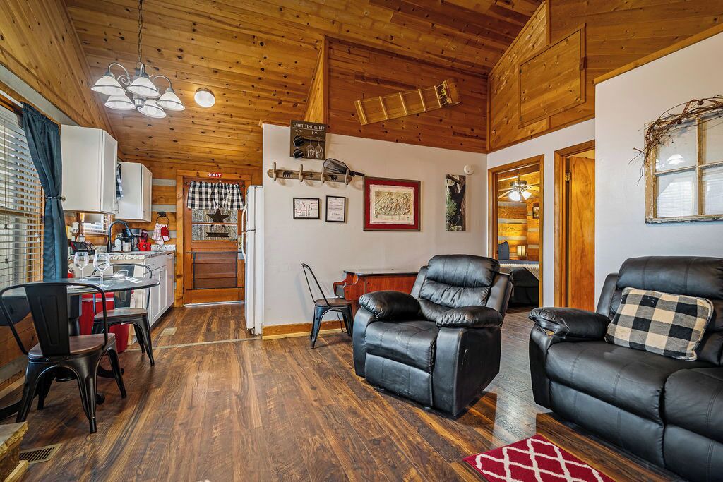 Photo of Livingroom in Sevierville