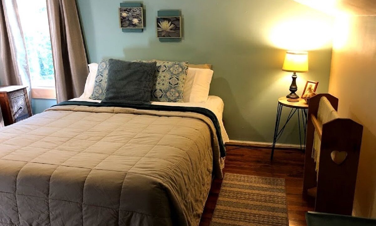 Photo of Bedroom in Flintstone