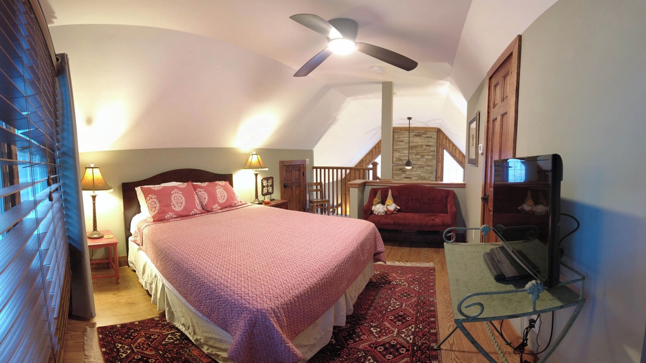 Photo of Bedroom in Arden