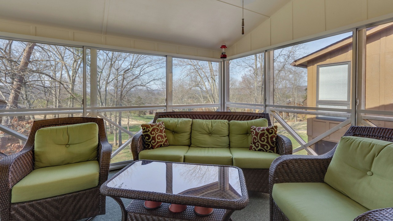 Photo of Livingroom in Bronston