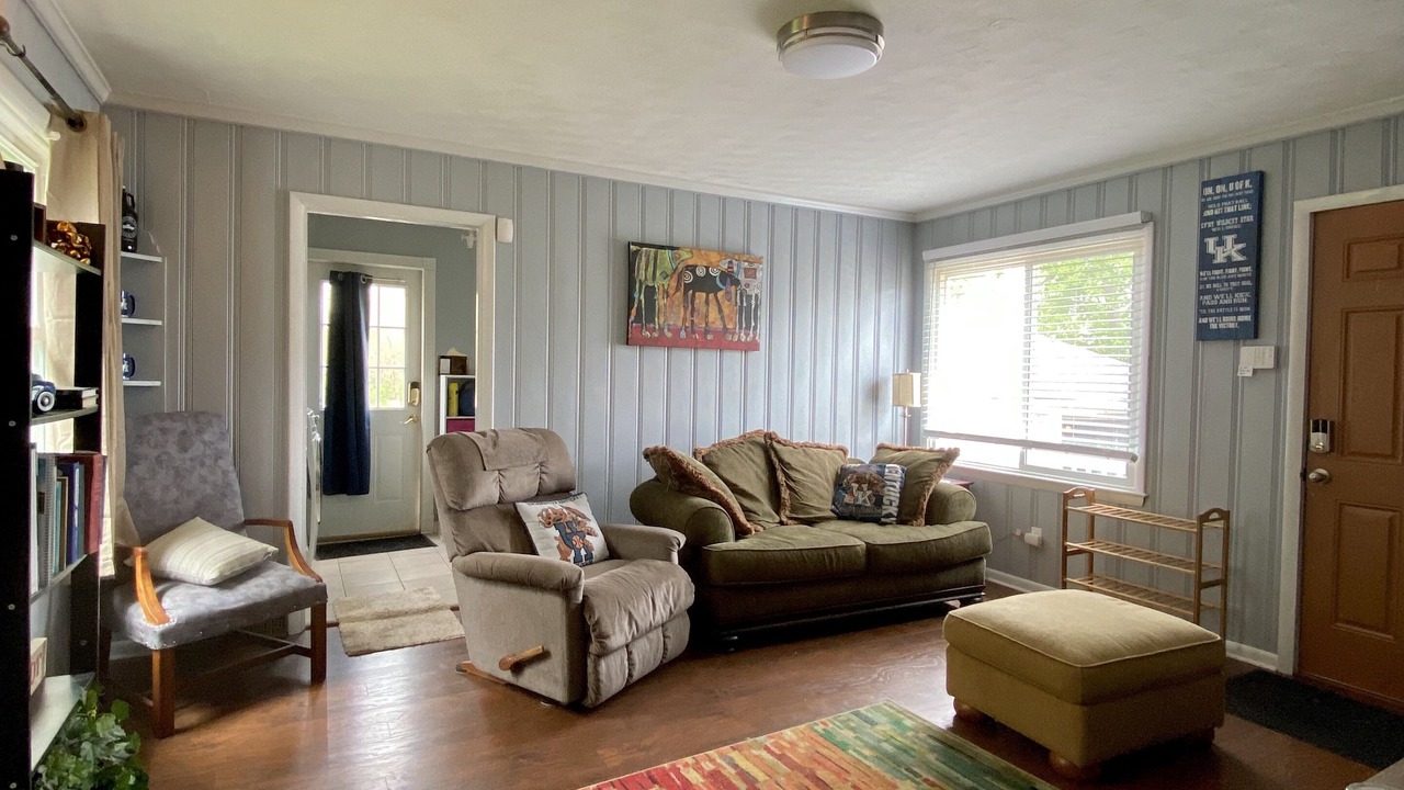Photo of Livingroom in Nicholasville