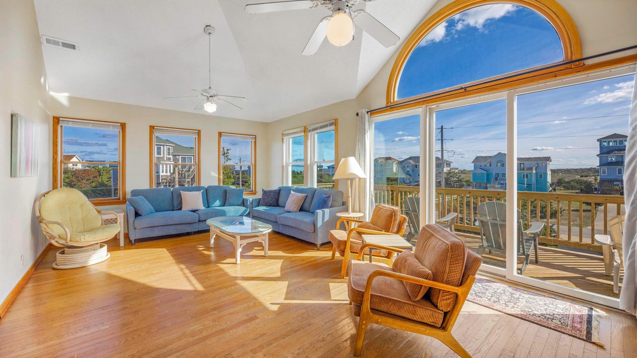 Photo of Bedroom in Waves