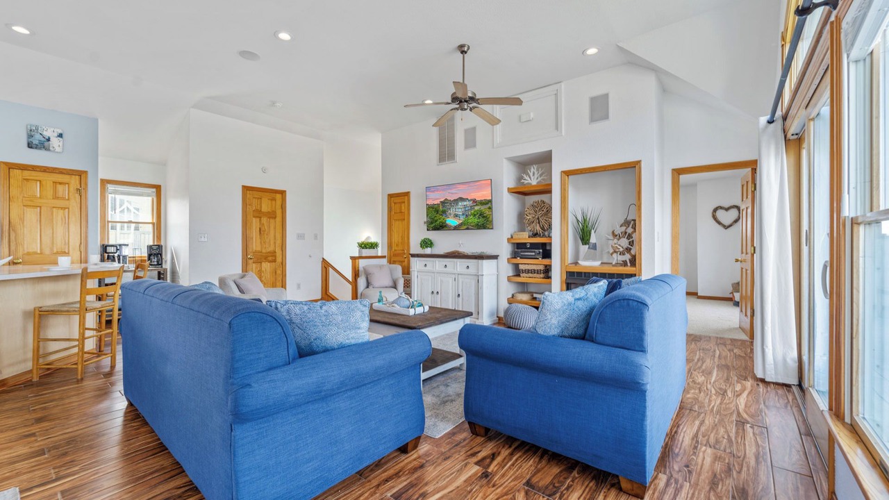 Photo of Bedroom in Waves