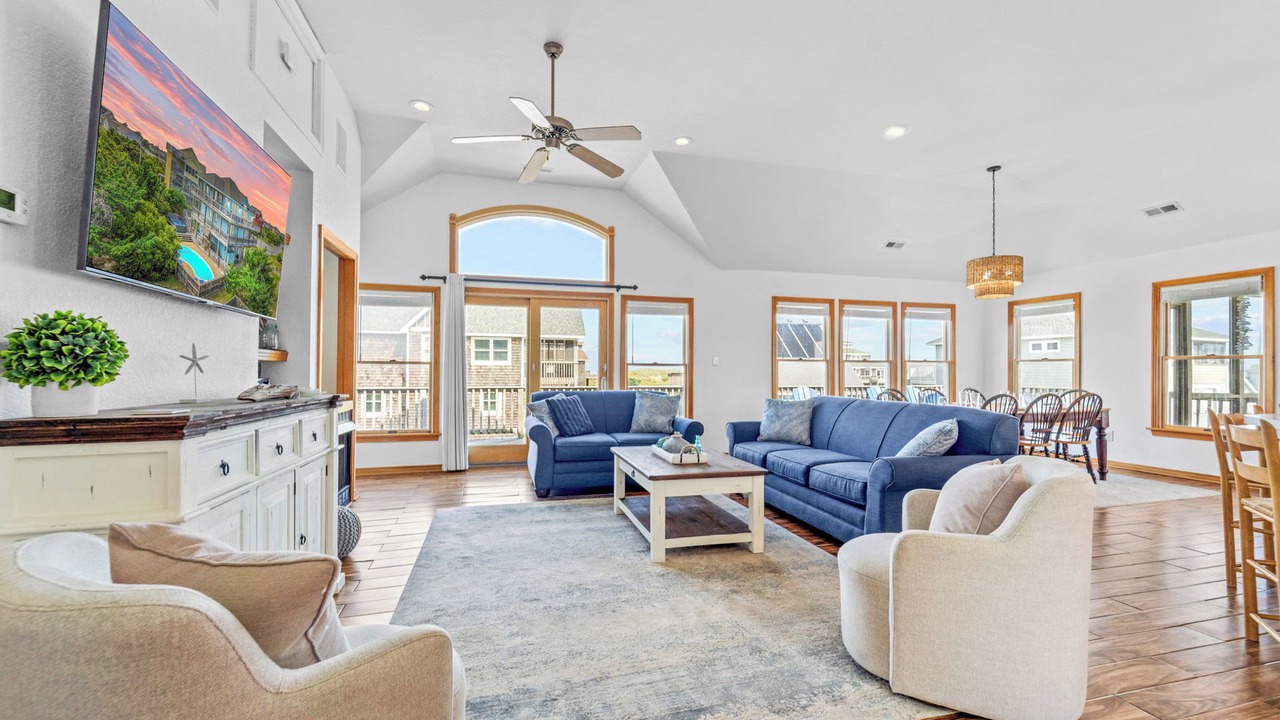 Photo of Bedroom in Waves