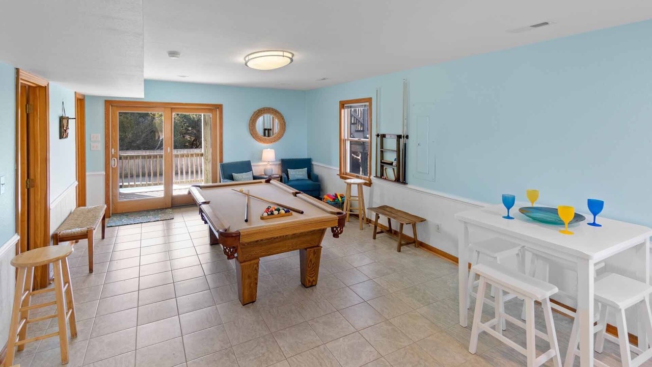 Photo of Bedroom in Waves