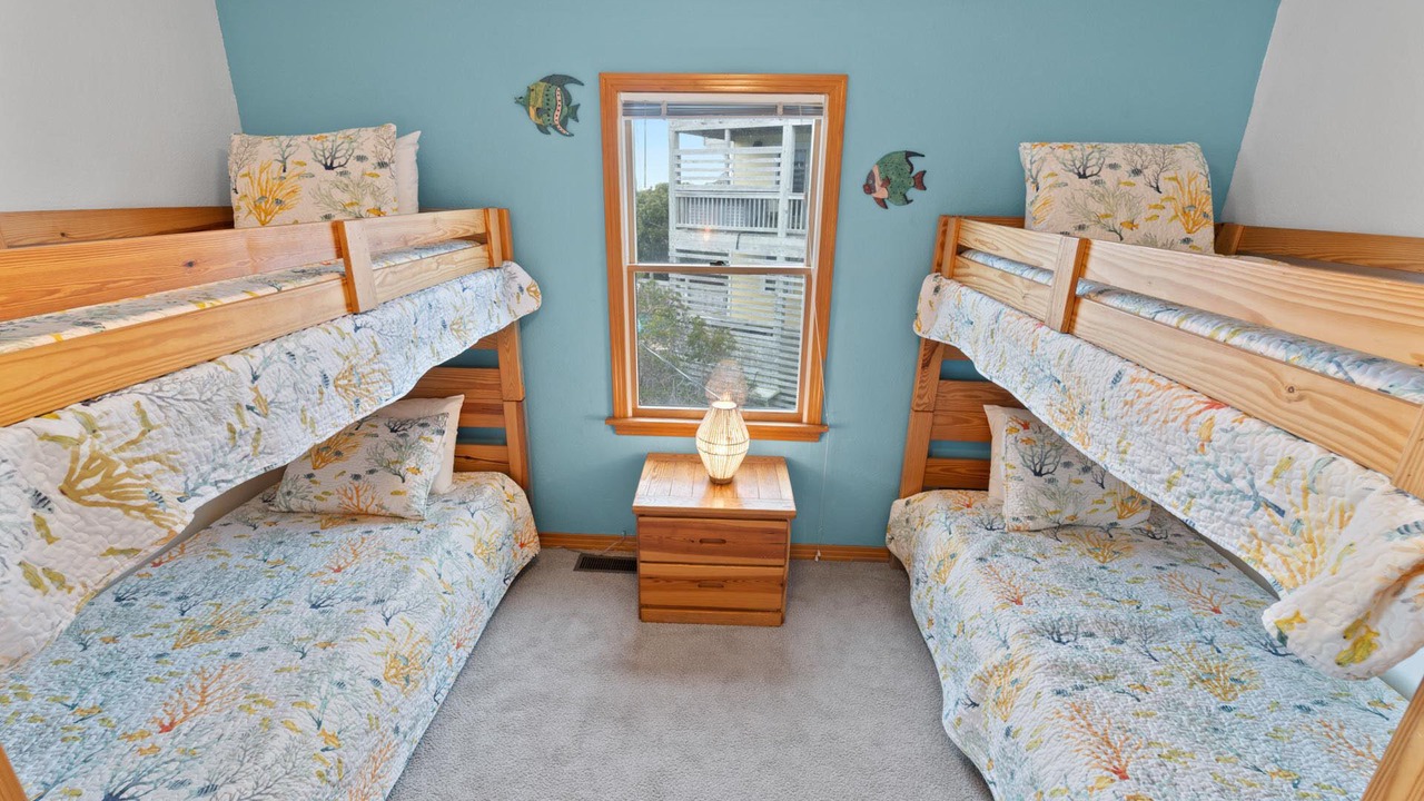 Photo of Bedroom in Waves