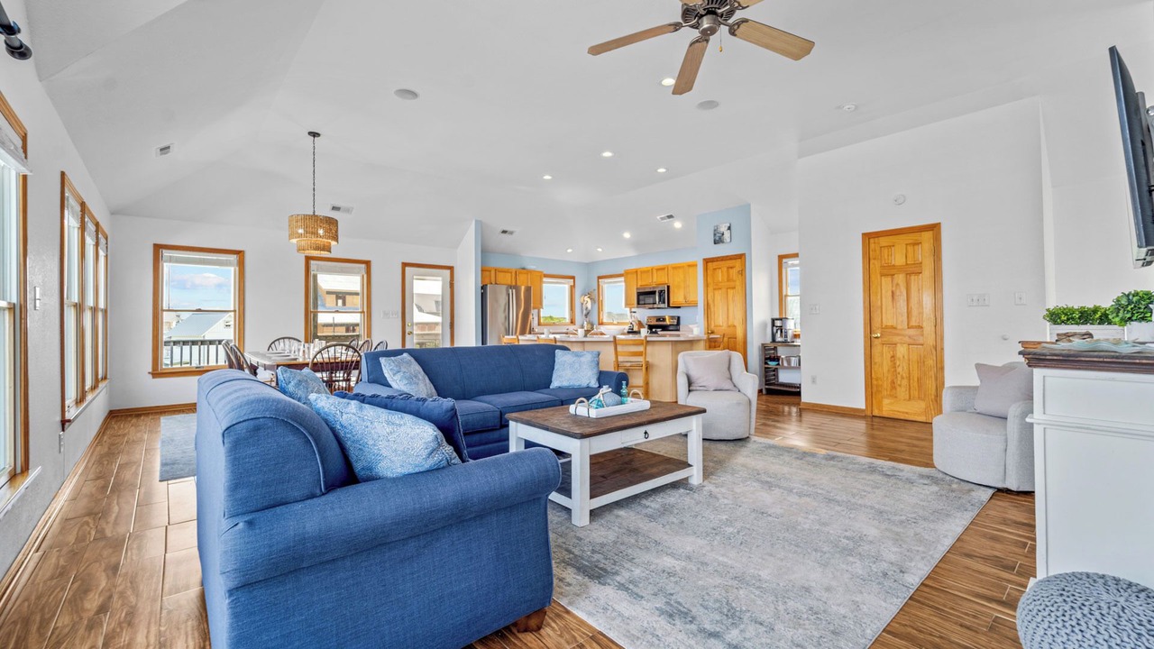 Photo of Bedroom in Waves