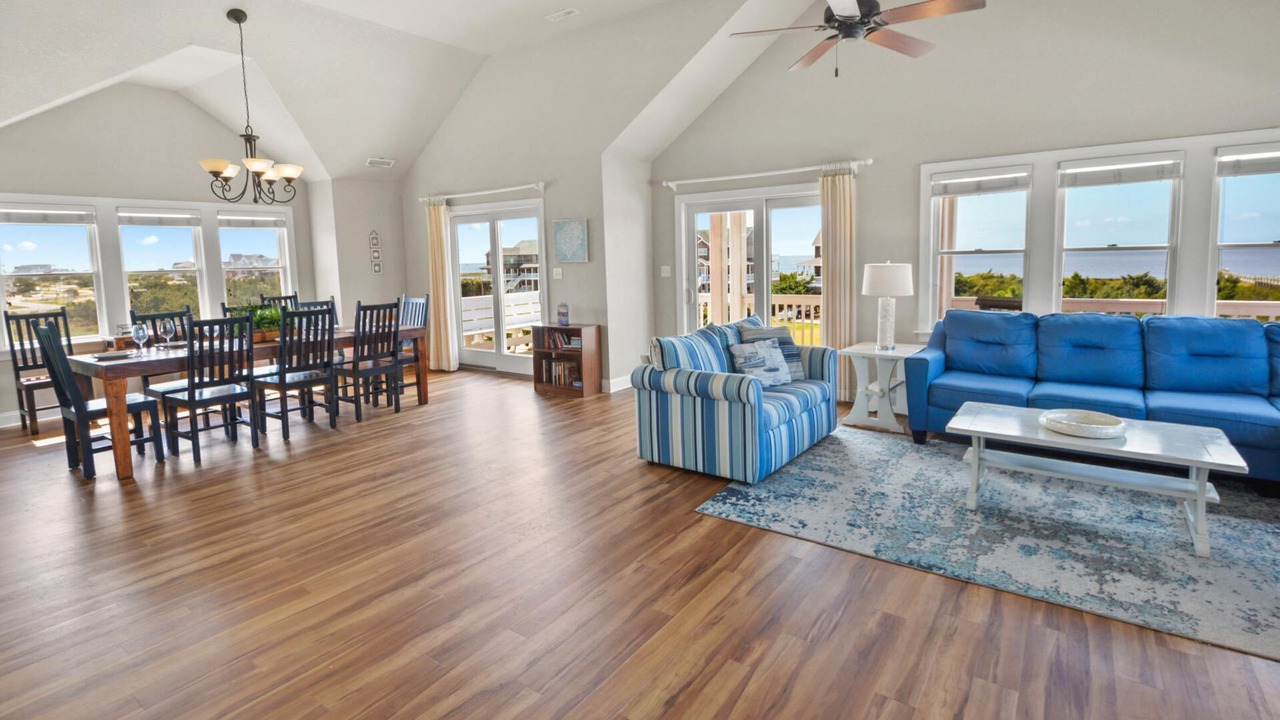 Photo of Bedroom in Wind Over Waves