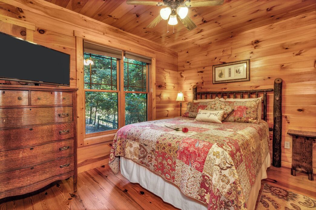 Photo of Bedroom in Skyland