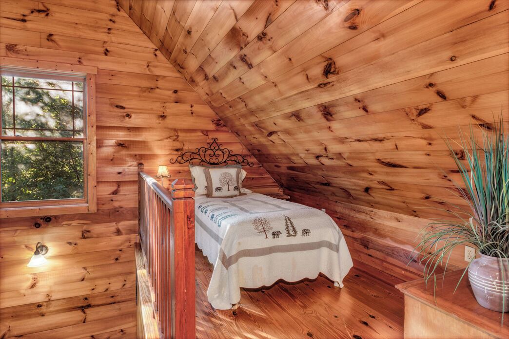 Photo of Bedroom in Skyland