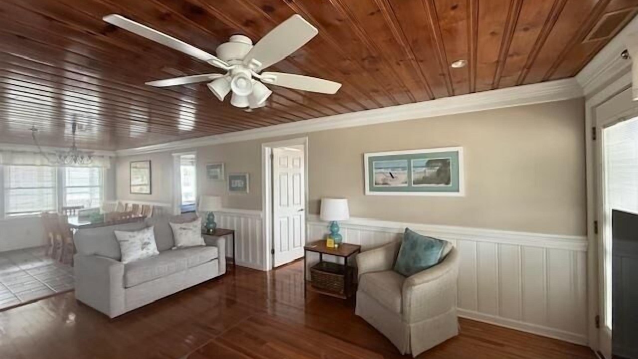 Photo of Bedroom in Surfside Beach