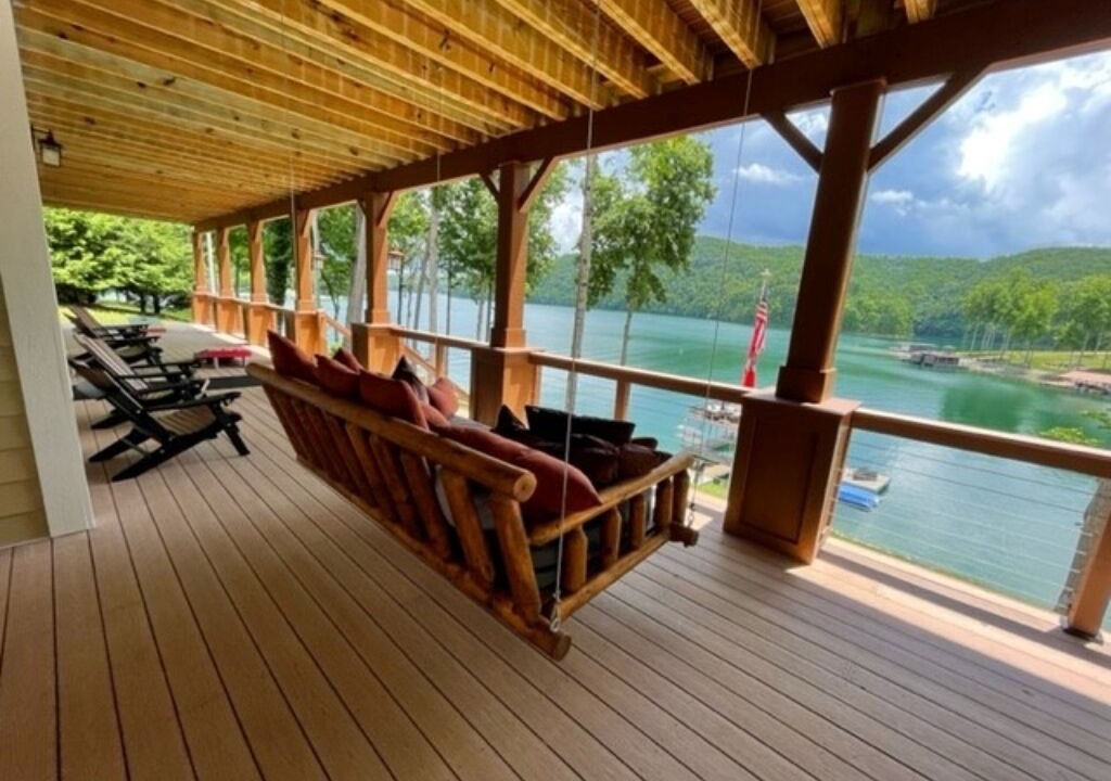 Photo of Patio Balcony in Big Creek