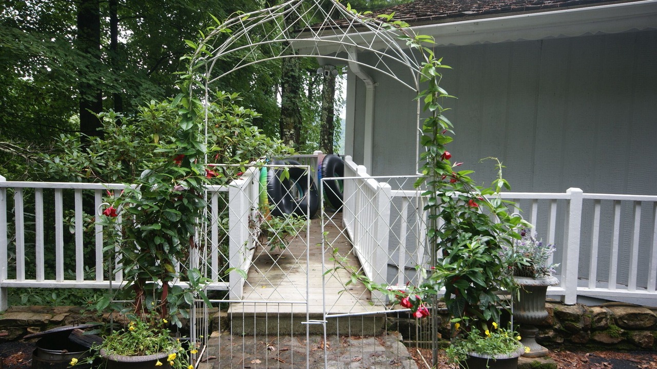 Photo of Outdoor in Boone