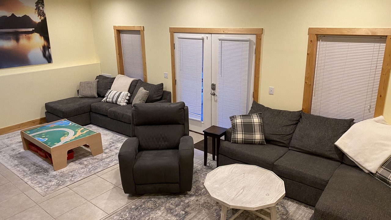 Photo of Livingroom in Bee Spring