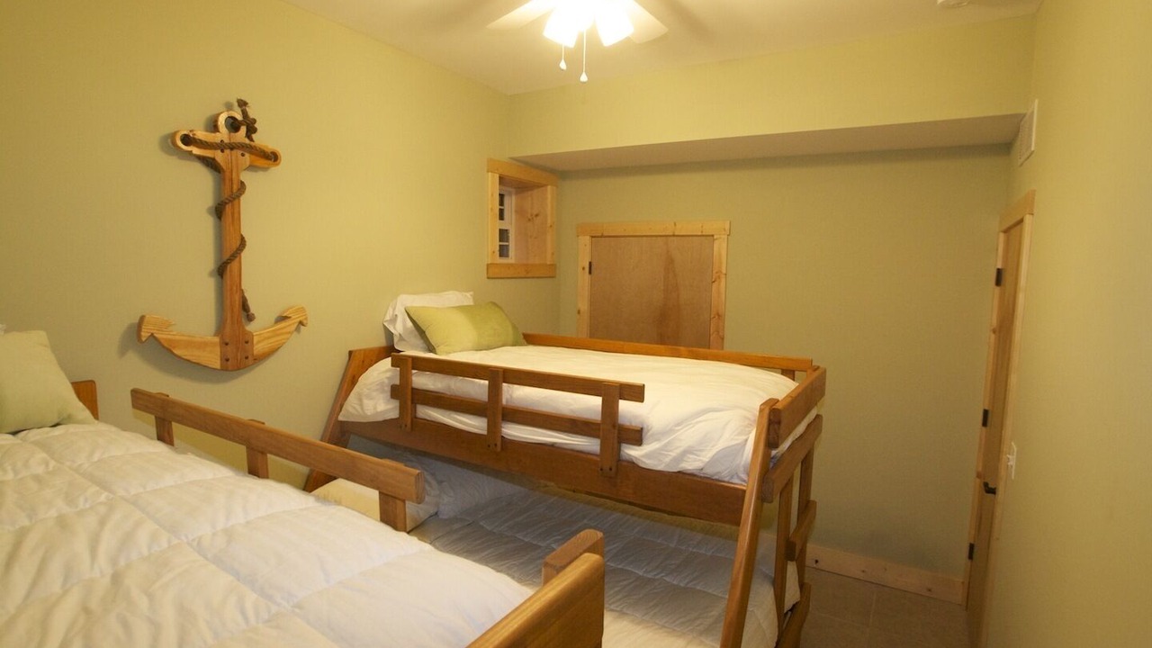 Photo of Bedroom in Bee Spring