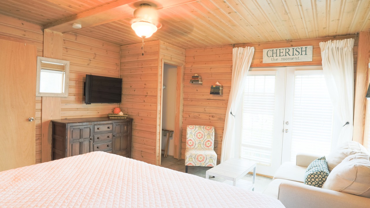 Photo of Bedroom in North Carolina Coast