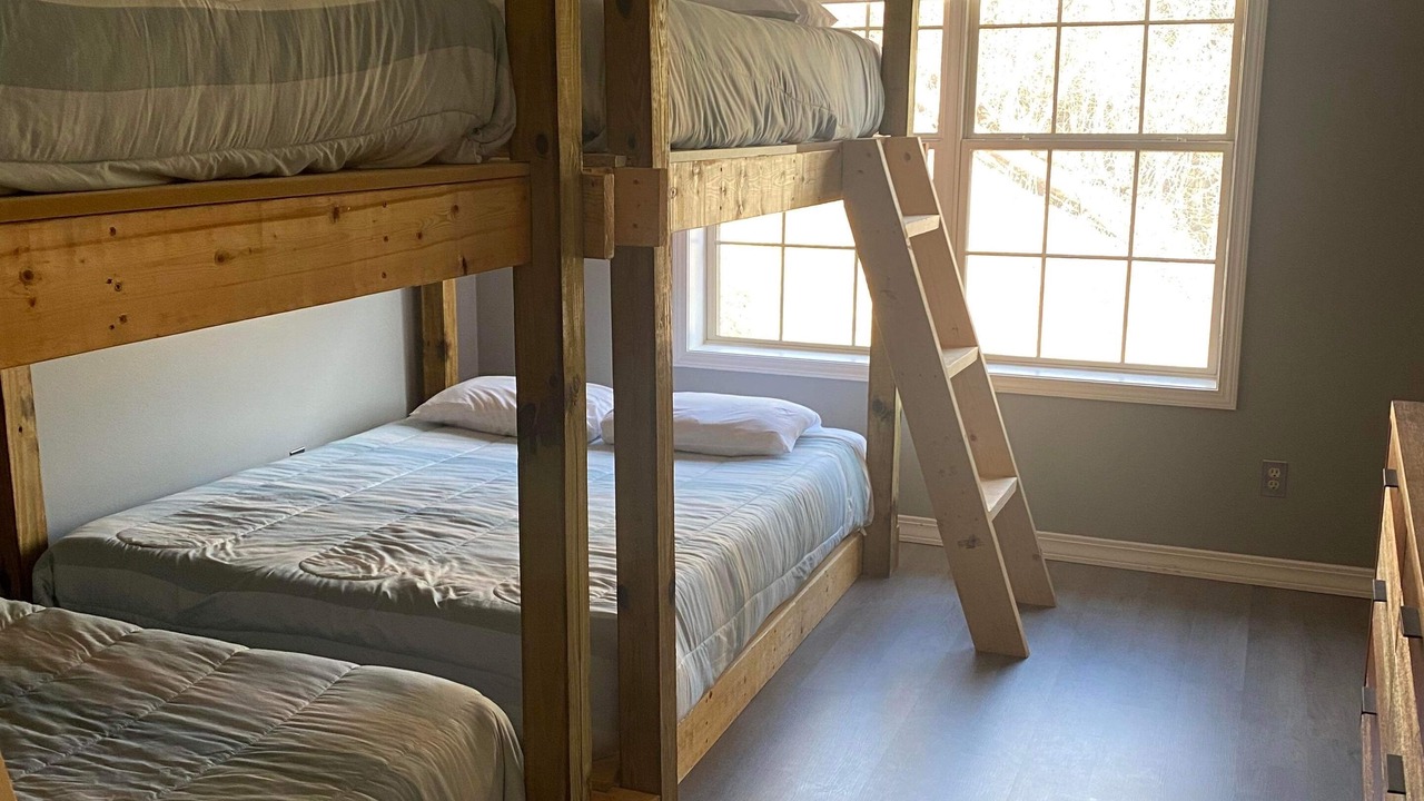 Photo of Bedroom in Big Creek