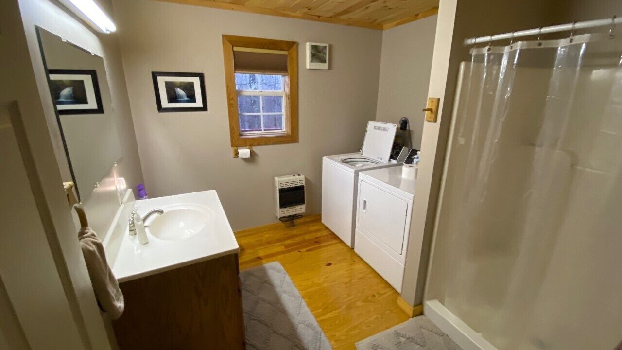 Photo of Bathroom in Jamestown