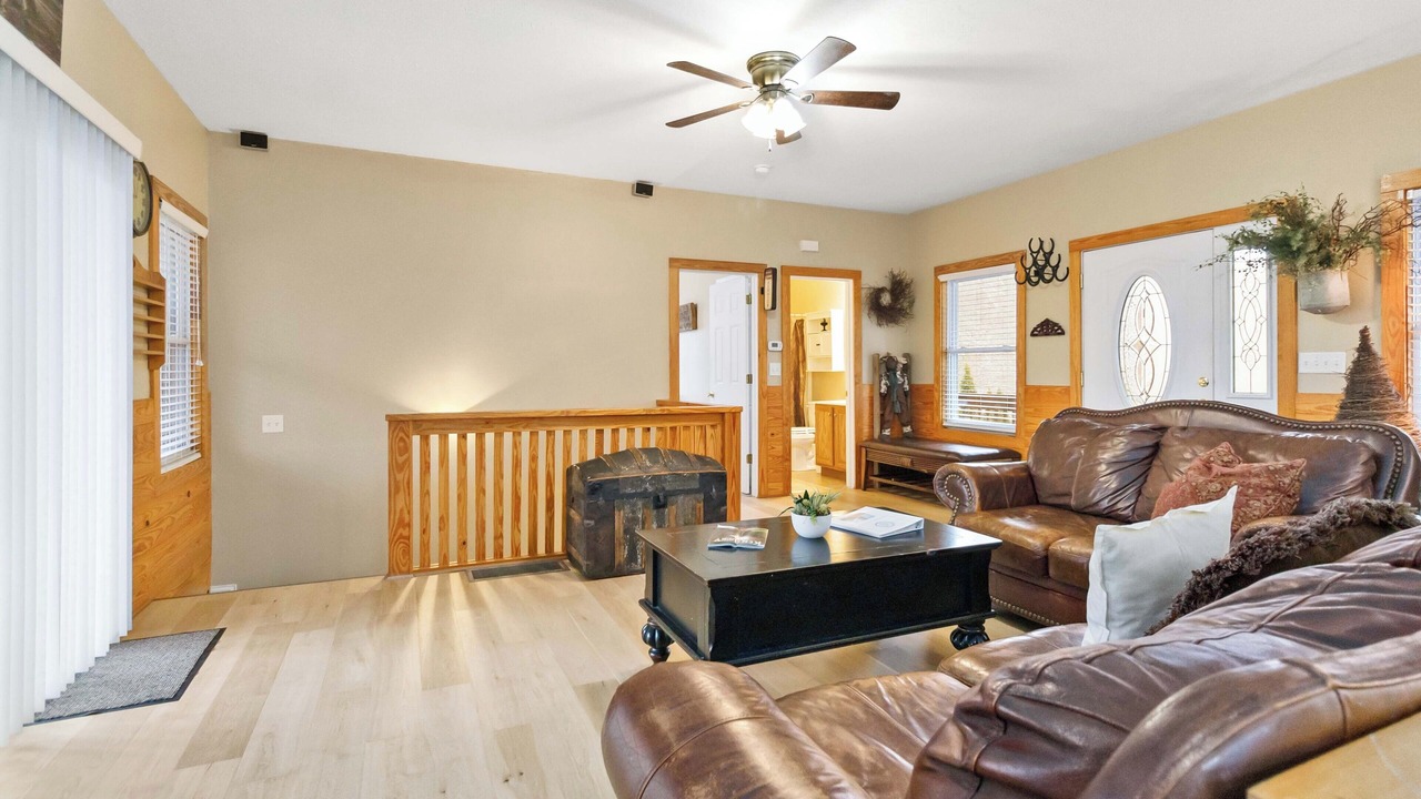 Photo of Livingroom in Sloans Valley