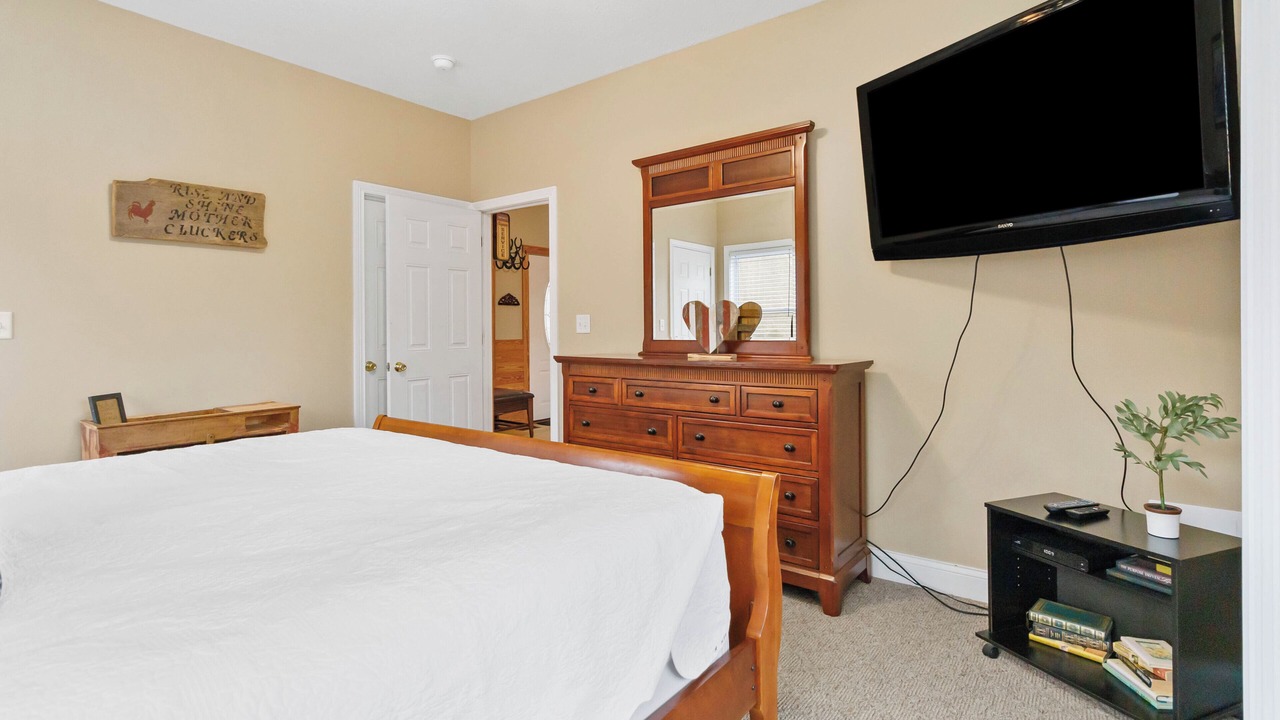 Photo of Bedroom in Sloans Valley