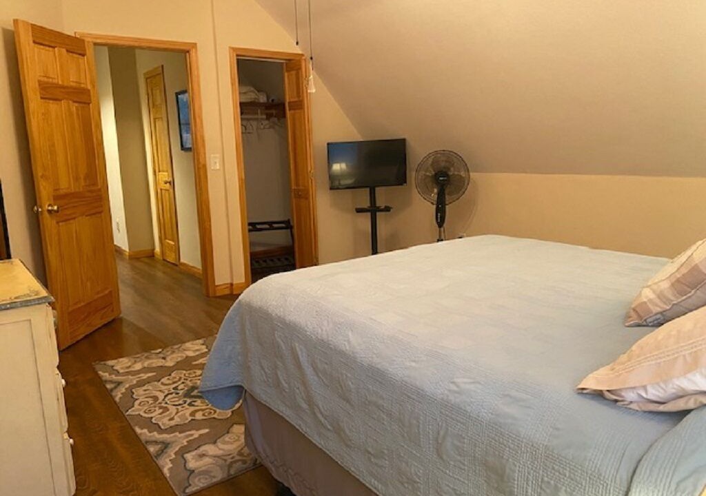 Photo of Bedroom in Jamestown