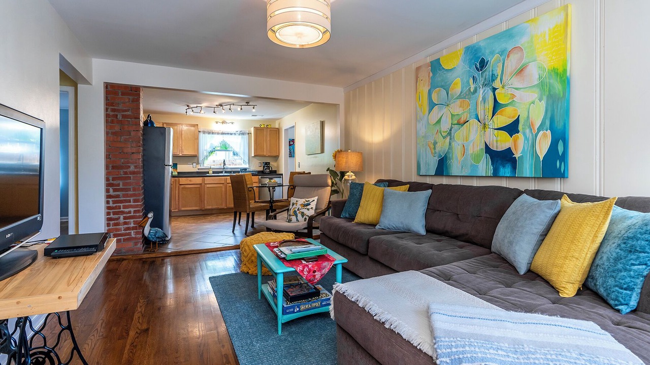 Photo of Livingroom in Berea