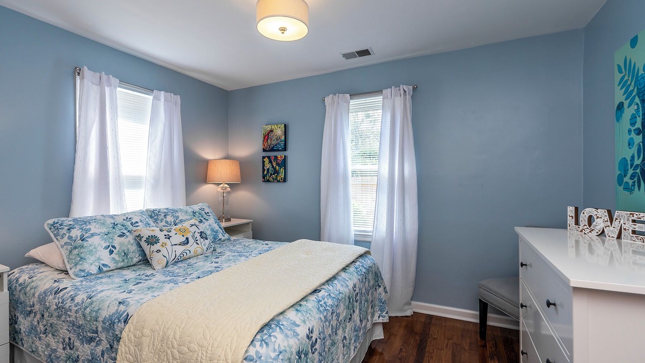 Photo of Bedroom in Berea