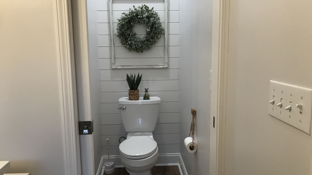 Photo of Bathroom in La Follette