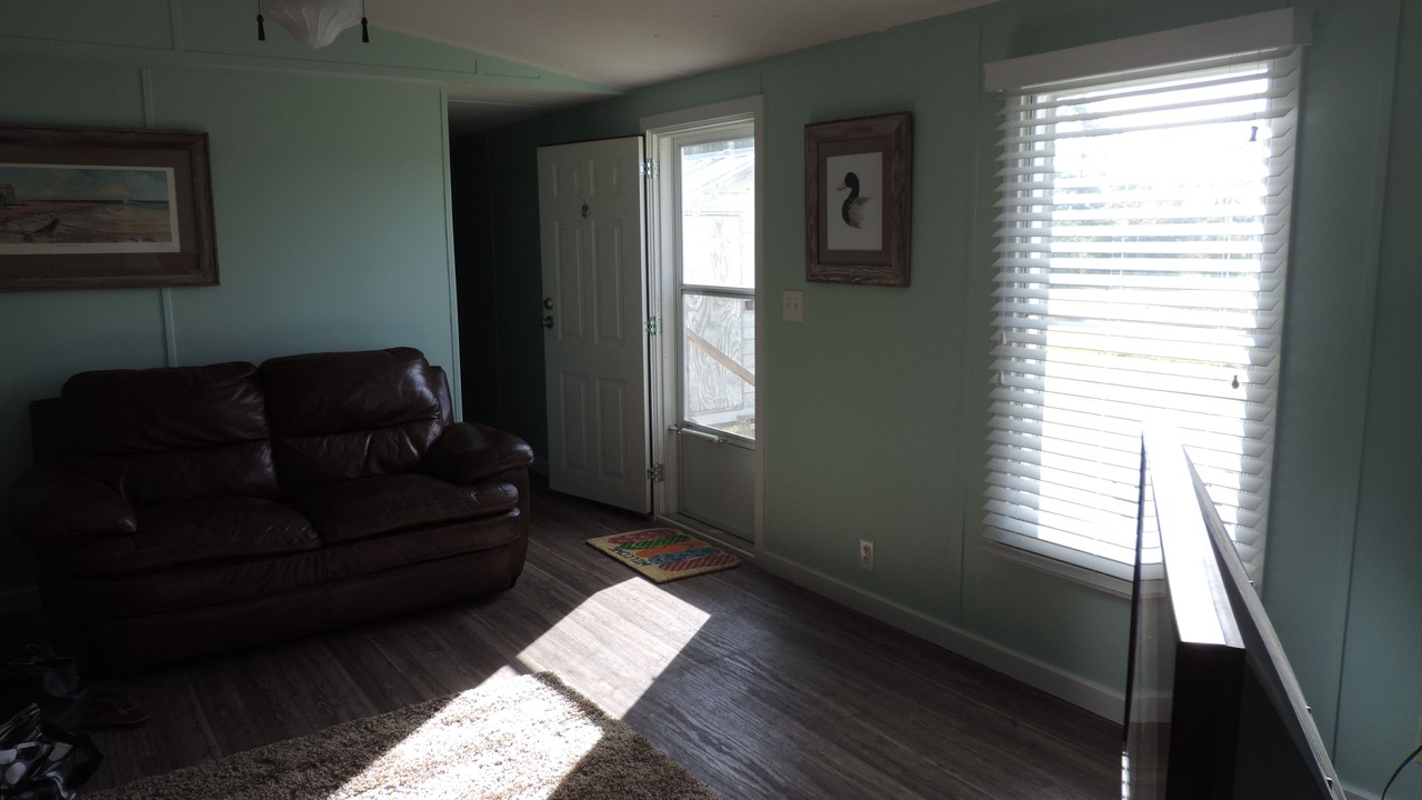 Photo of Livingroom in South River
