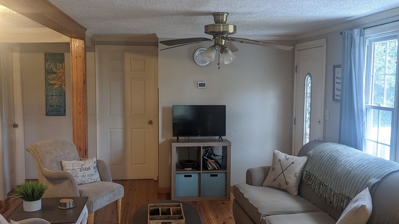 Photo of Livingroom in Troy