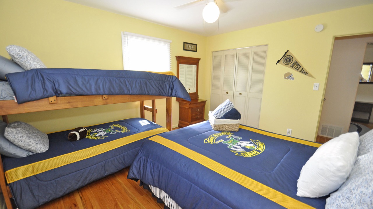 Photo of Bedroom in Wooded Estates
