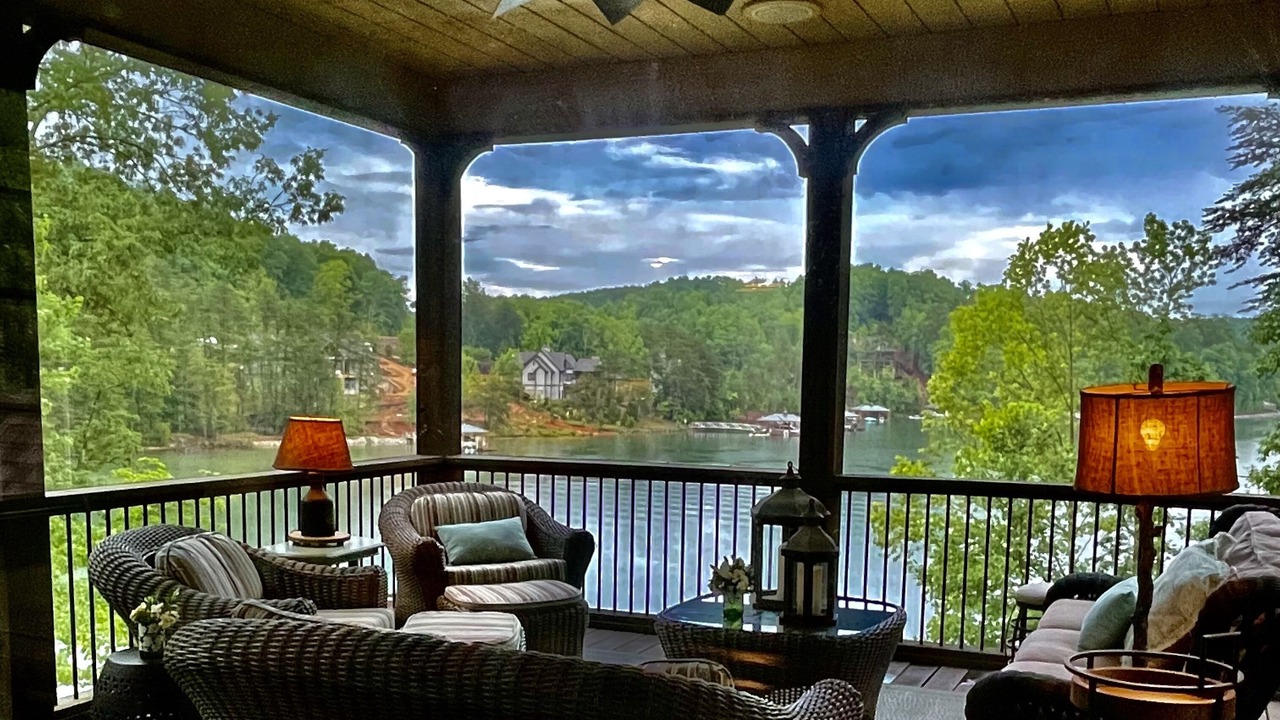 Photo of Outdoor in Six Mile