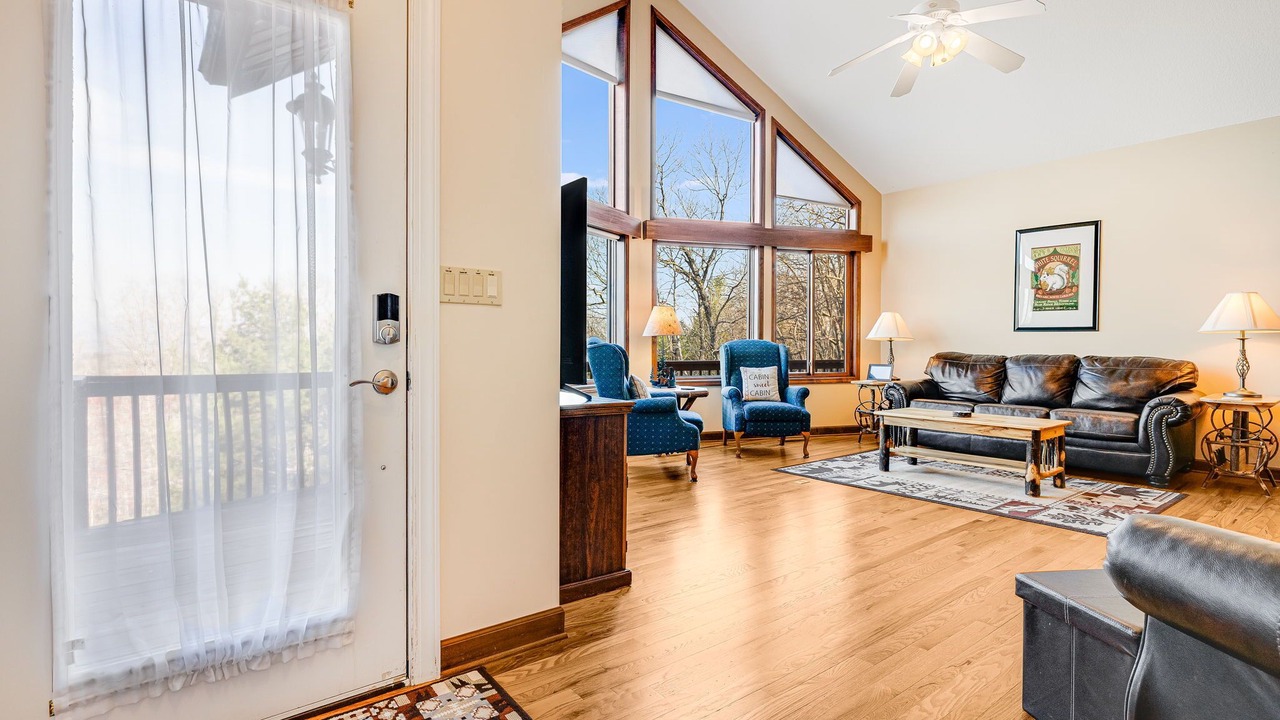 Photo of Bedroom in Hendersonville