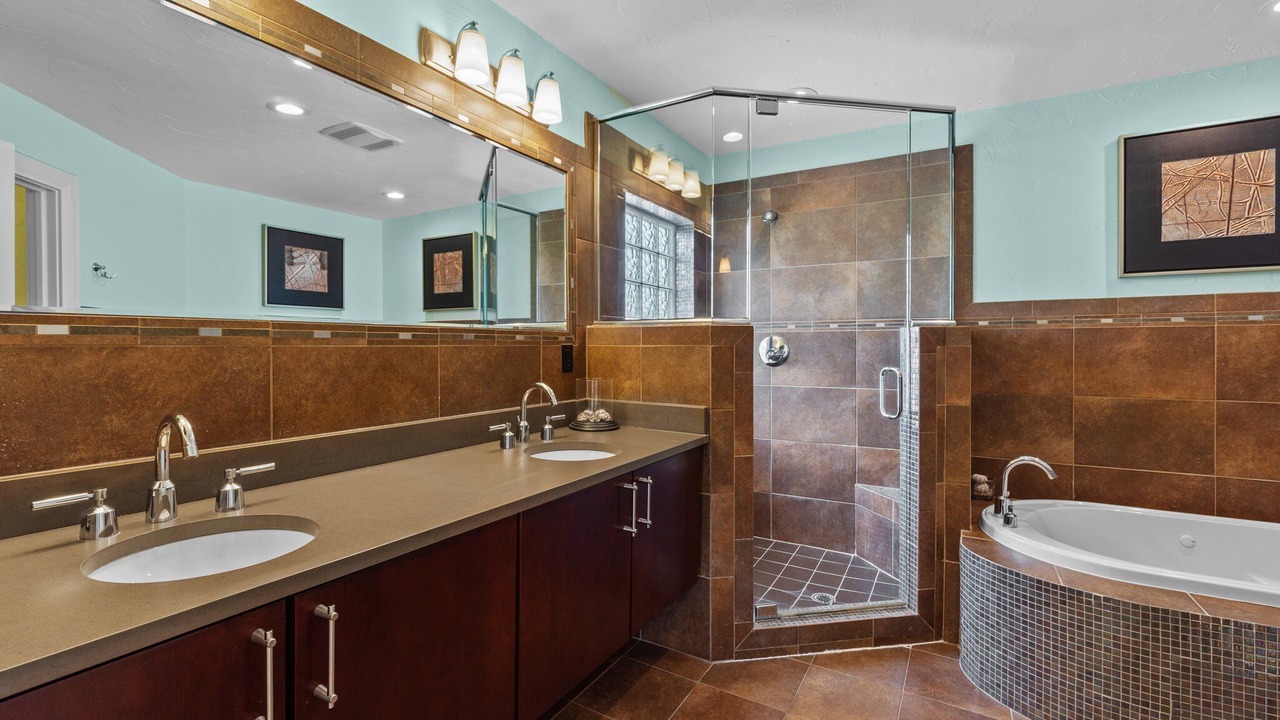 Photo of Bathroom in Corolla