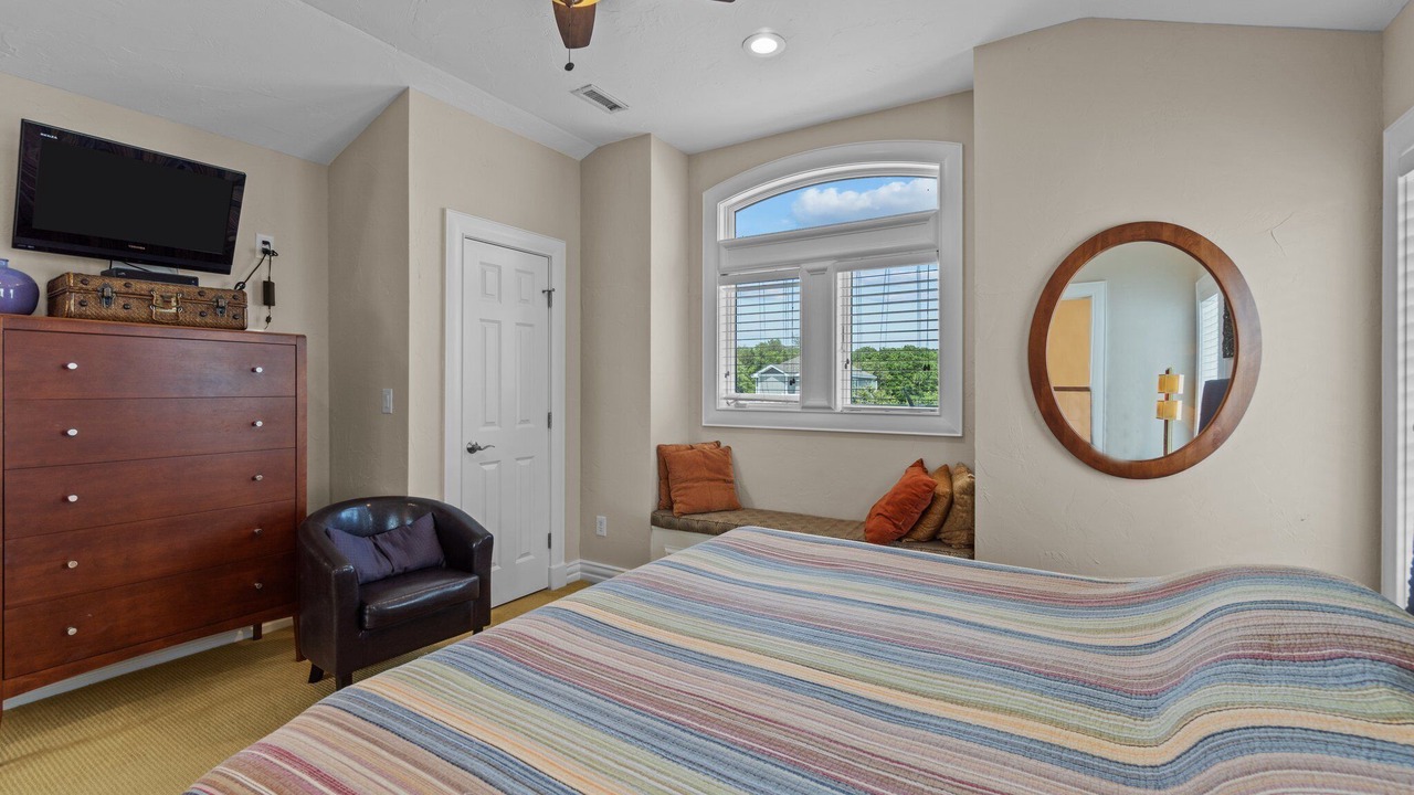 Photo of Bedroom in Corolla