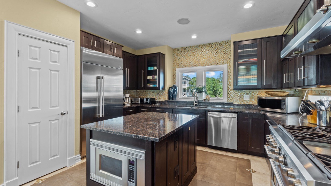 Photo of Kitchen in Corolla