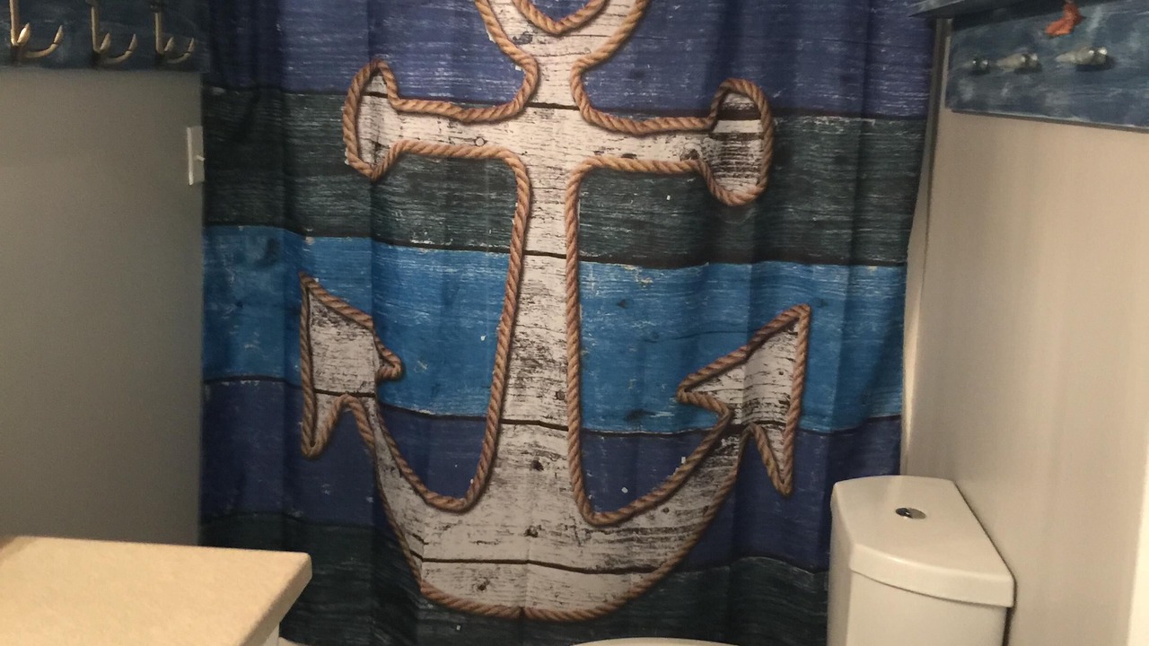 Photo of Bathroom in La Follette