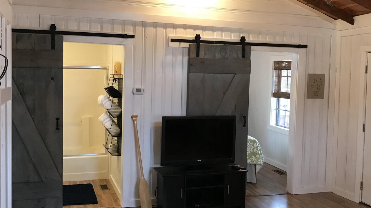 Photo of Livingroom in Byrdstown