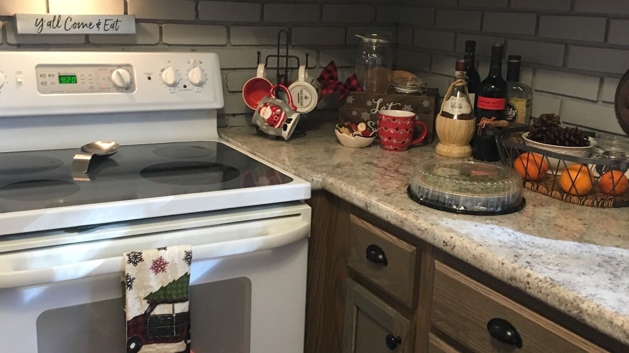 Photo of Kitchen in Byrdstown