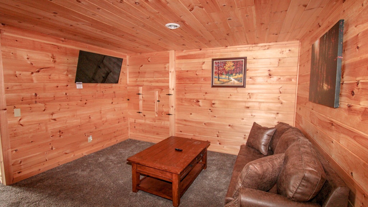 Photo of Bedroom in Wears Valley