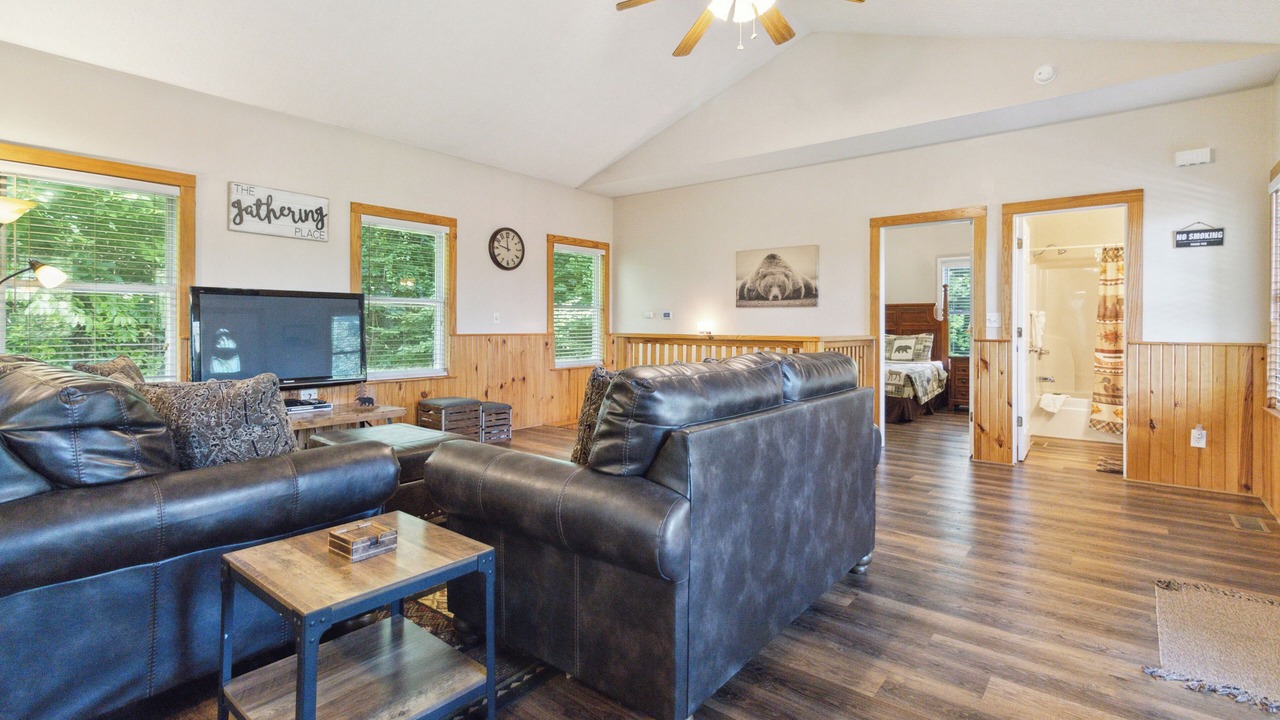 Photo of Livingroom in Sloans Valley