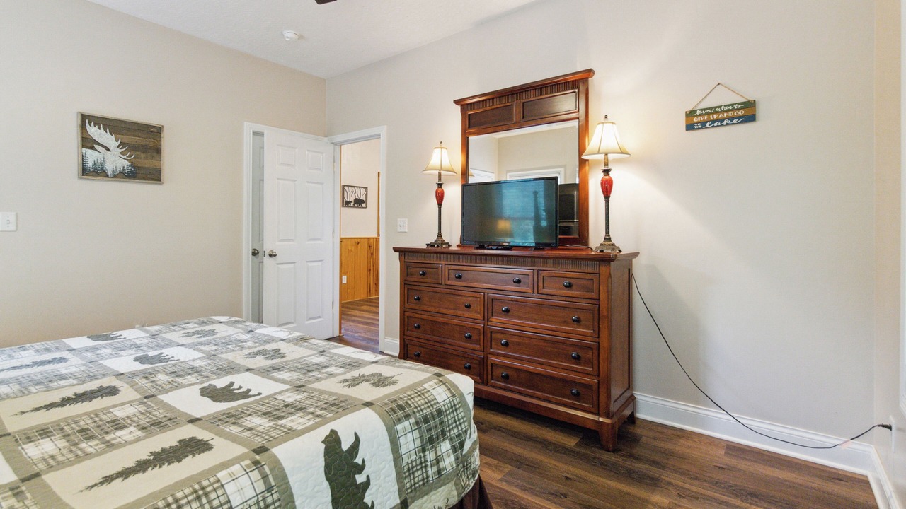 Photo of Bedroom in Sloans Valley