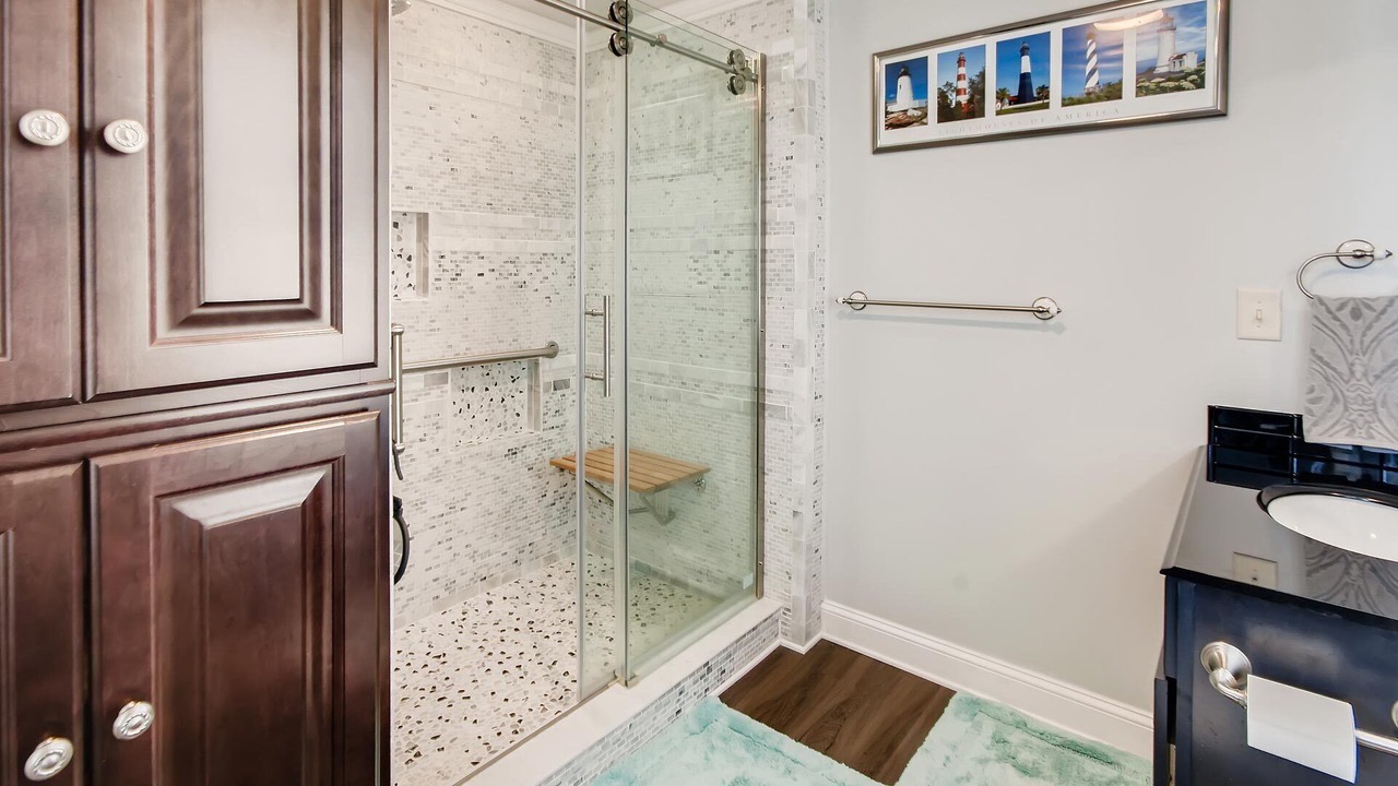 Photo of Bathroom in Rodanthe
