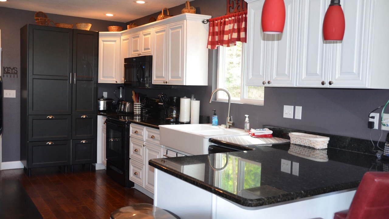 Photo of Kitchen in La Follette