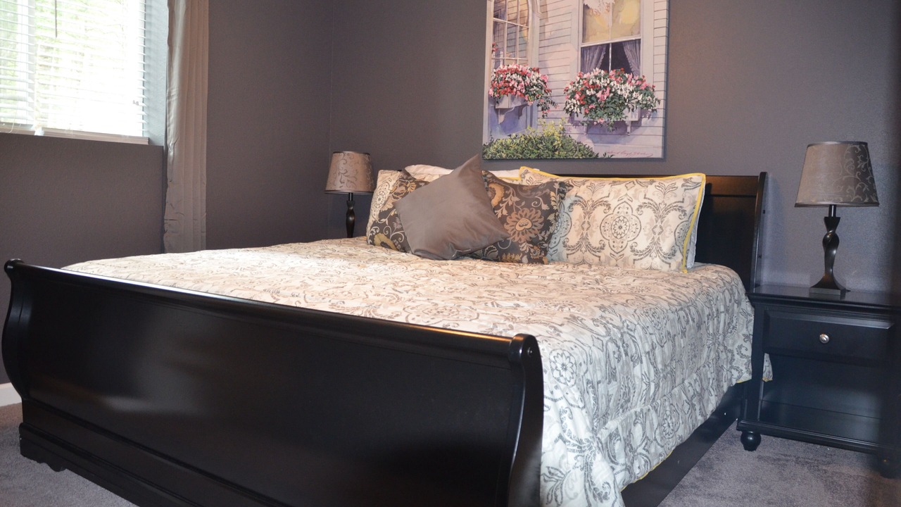 Photo of Bedroom in La Follette