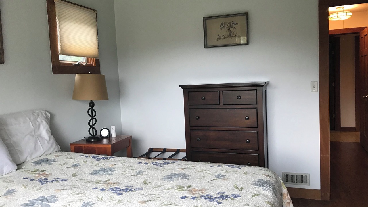 Photo of Bedroom in Newport