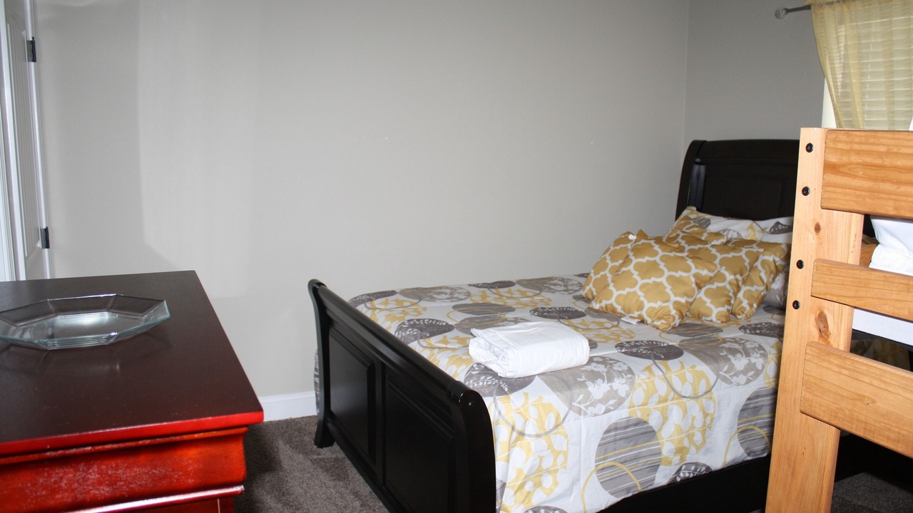 Photo of Bedroom in La Follette