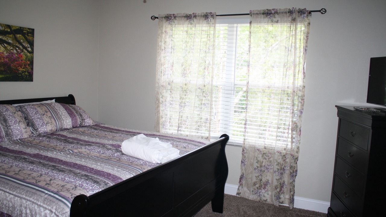 Photo of Bedroom in La Follette