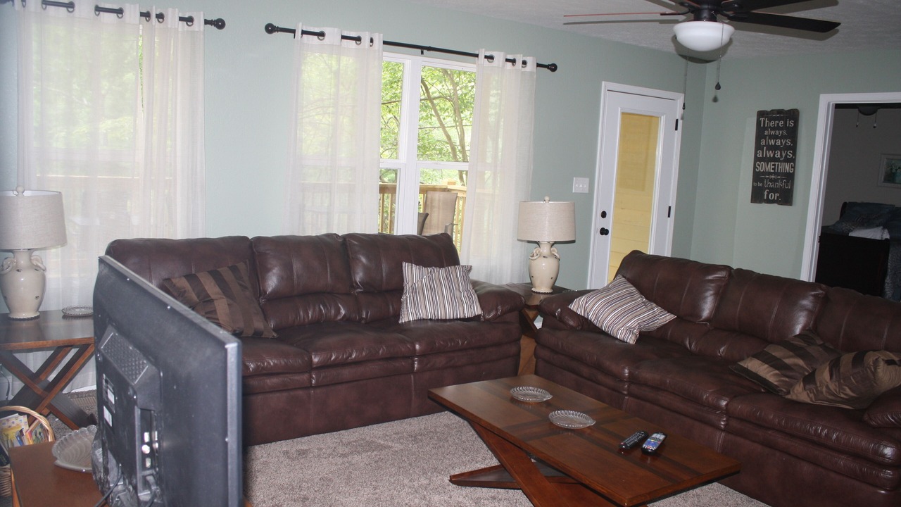 Photo of Livingroom in La Follette